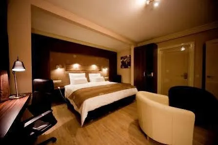Oke De Leygraaf Heeswijk Dinther Hotel 3*